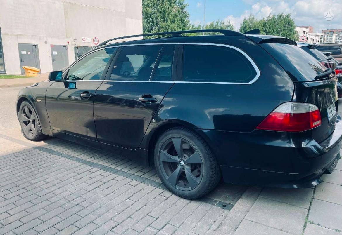 BMW 525, 2.5 l., Универсал