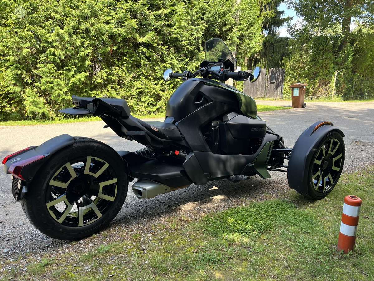 Can-Am Ryker 900cc, трициклы