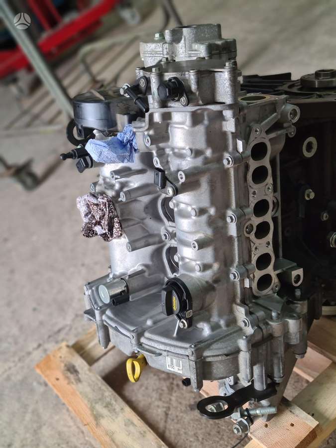 Ford Focus variklio detalės