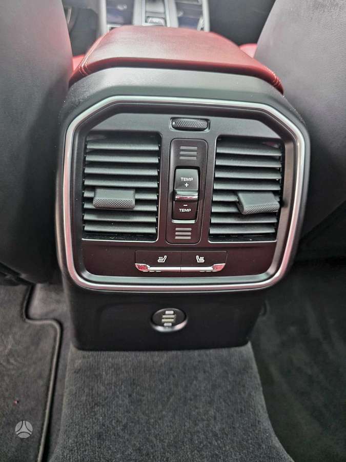Porsche Macan - 6