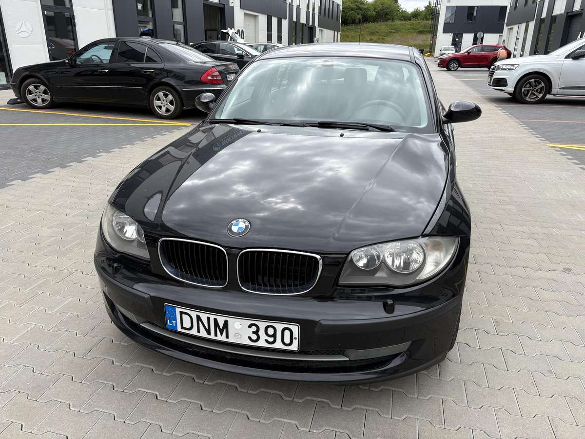 BMW 116, 1.6 l., hatchback