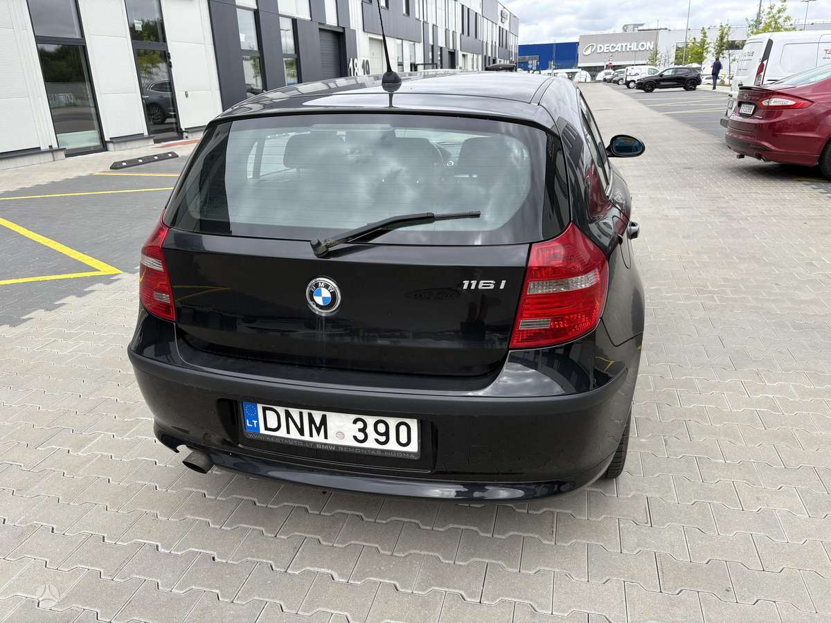 BMW 116, 1.6 l., hatchback