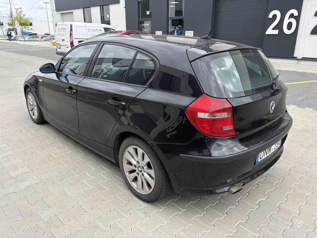 BMW 116, 1.6 l., hatchback