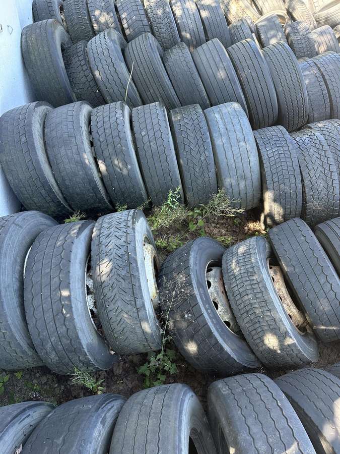 Bandag, summer 295/80 R22,5