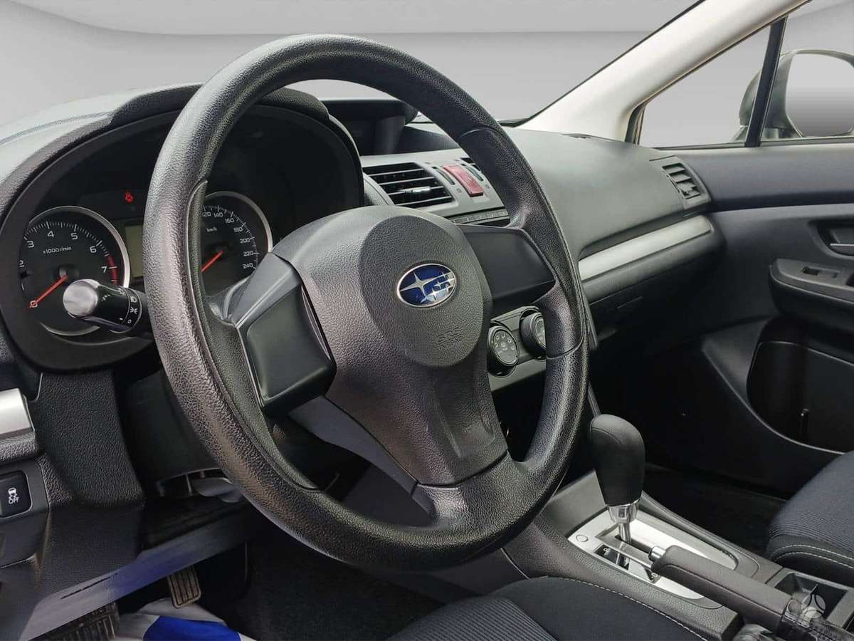Subaru XV, 1.6 l., Хэтчбек