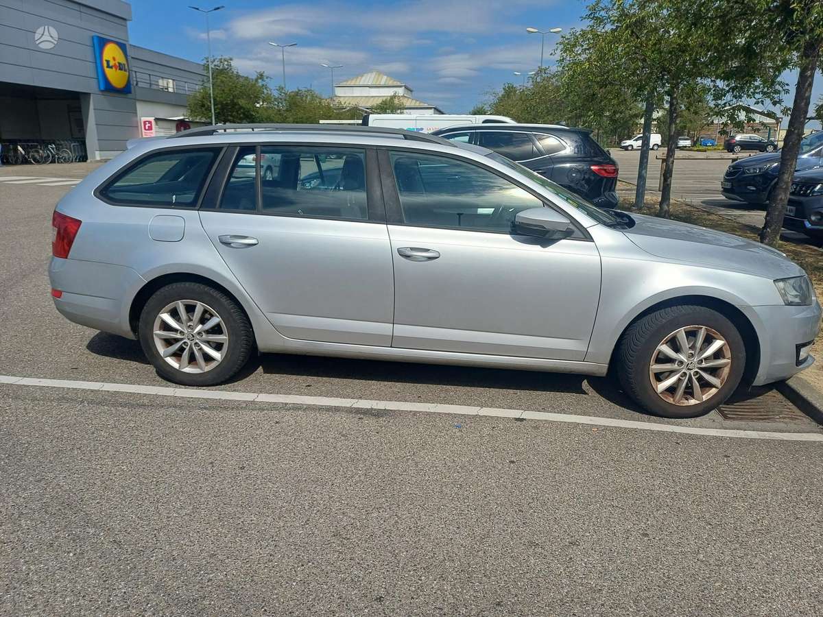 Škoda Octavia - 4