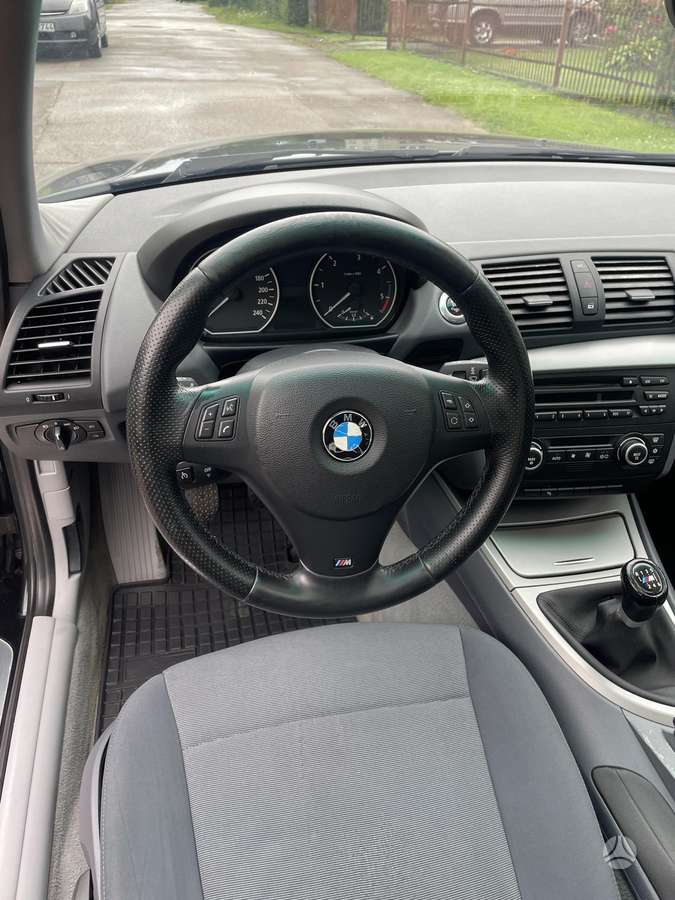 BMW 120, 2.0 l., hatchback