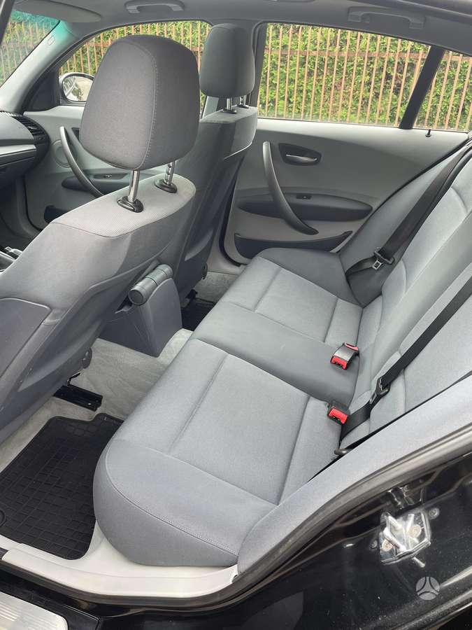 BMW 120, 2.0 l., Хэтчбек
