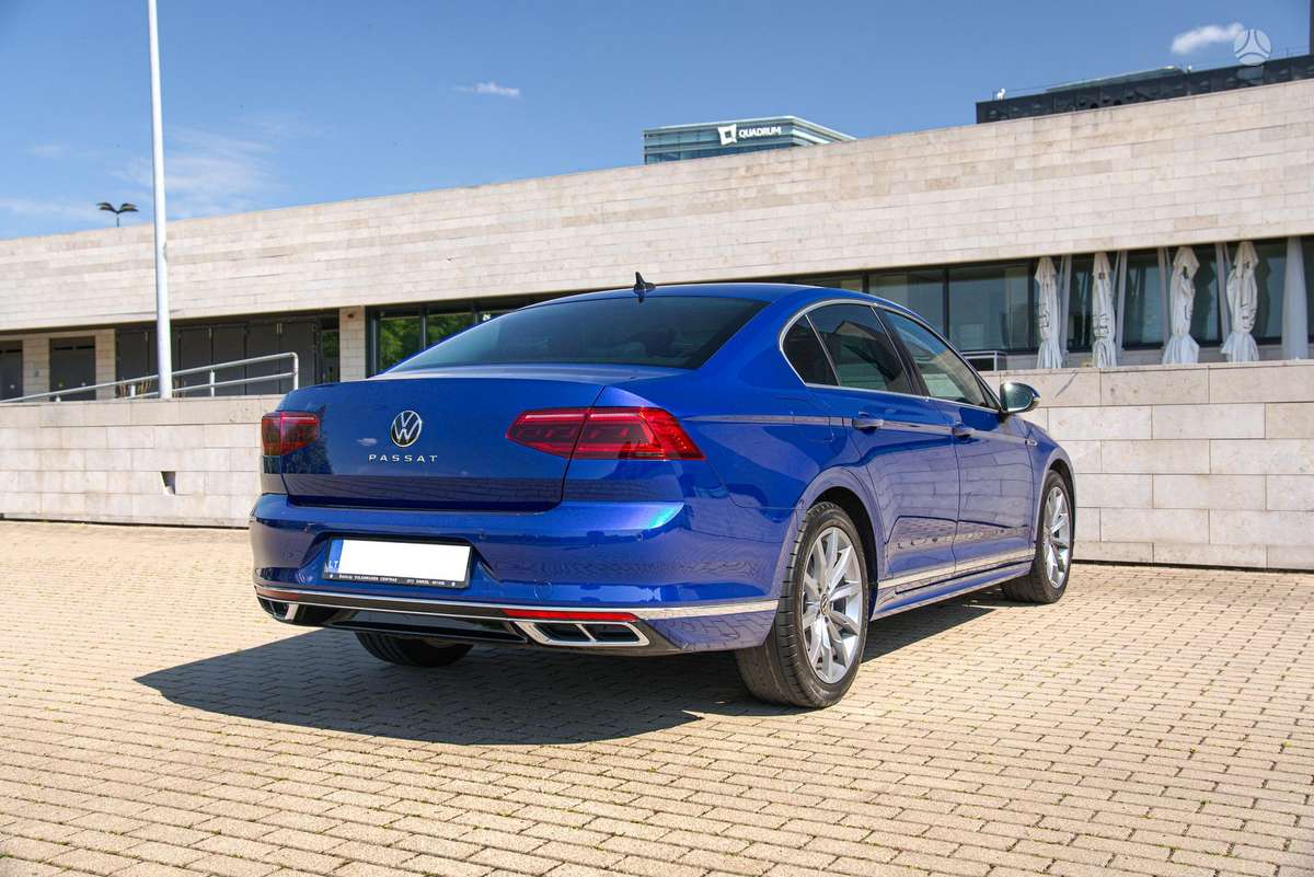 Volkswagen Passat - 7