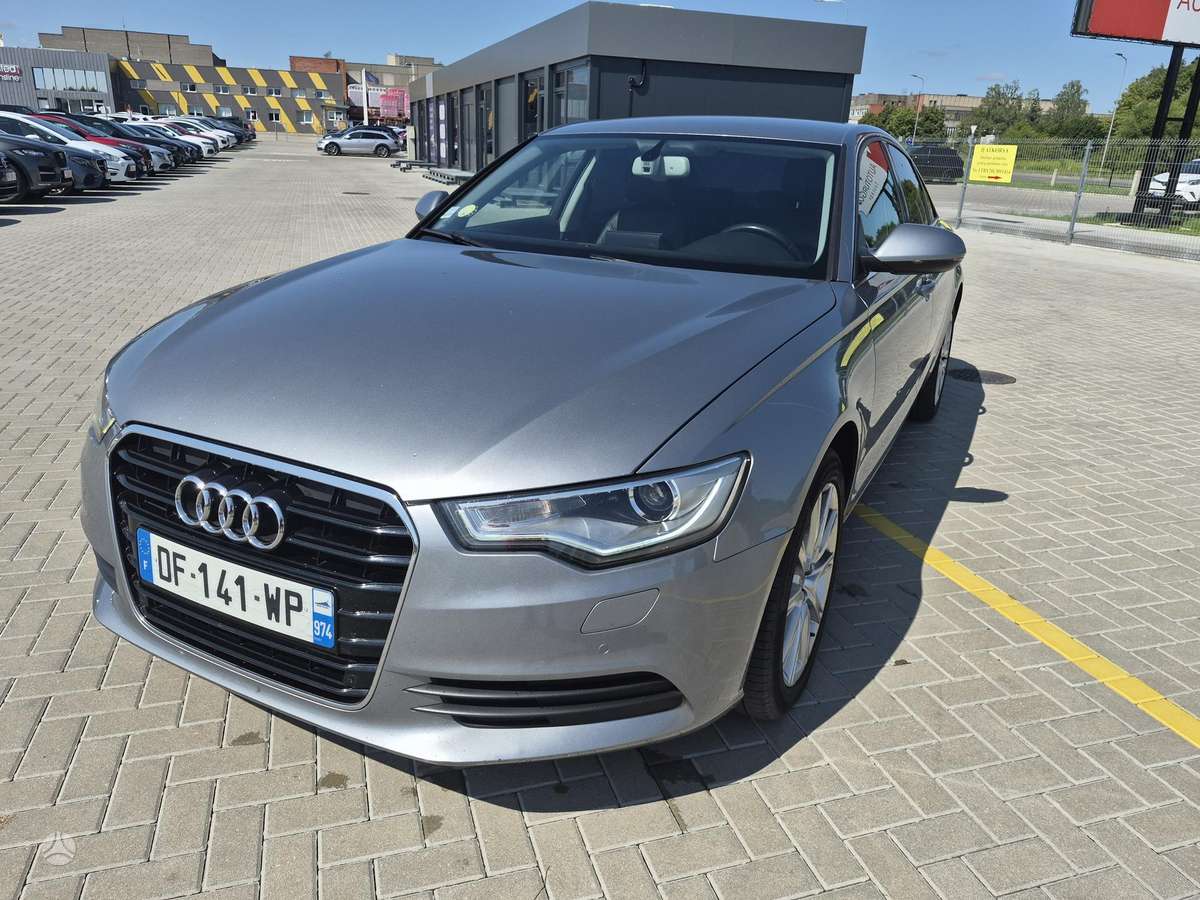 Audi A6, 2.0 l., Седан
