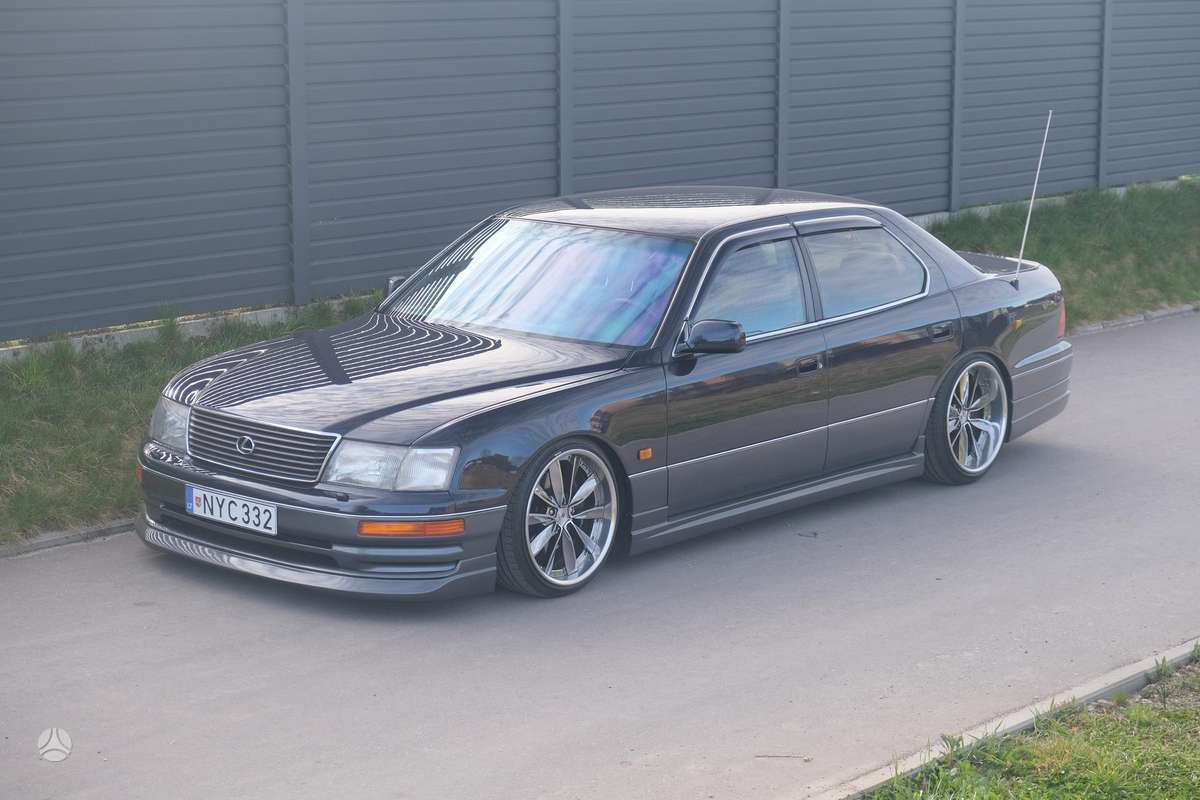 Lexus LS 400, 4.0 l., Седан