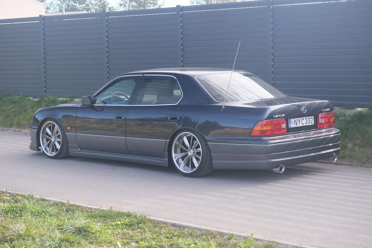Lexus LS 400, 4.0 l., Седан
