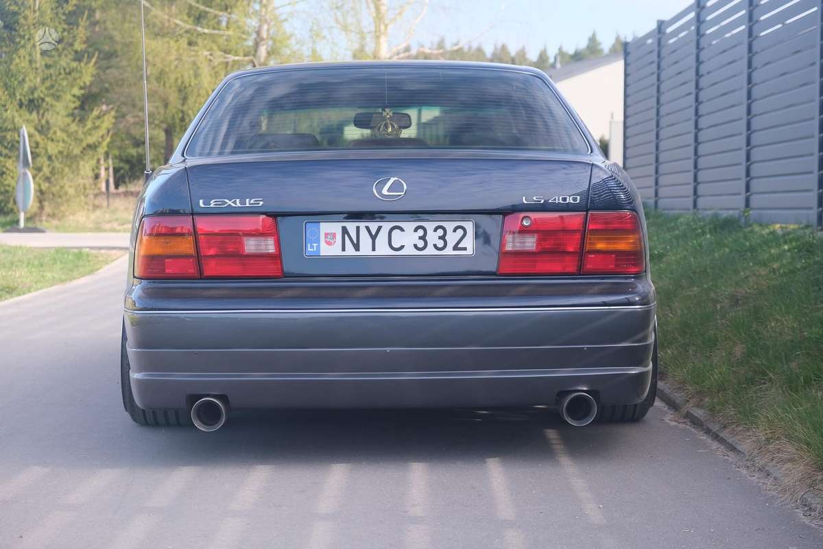 Lexus LS 400, 4.0 l., Седан