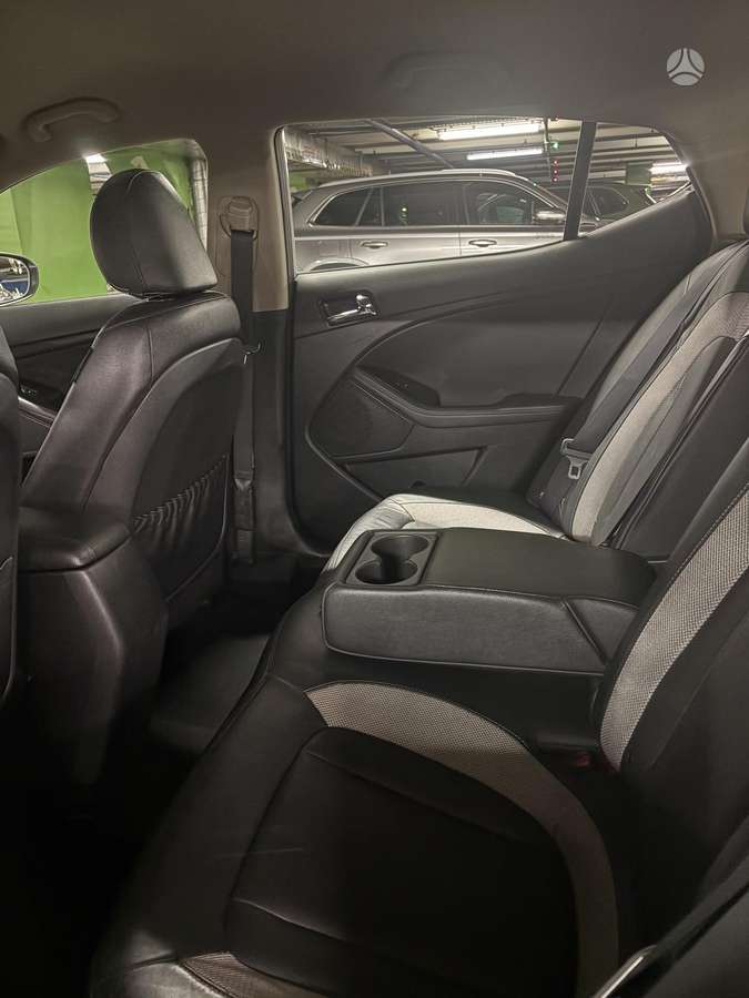 Kia Optima, 2.4 l., Седан