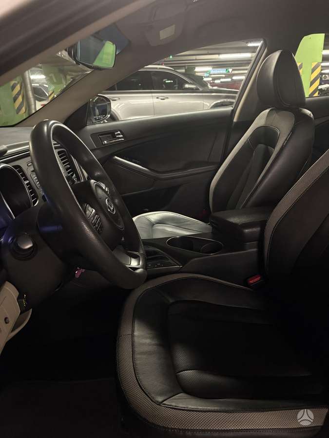 Kia Optima, 2.4 l., Седан