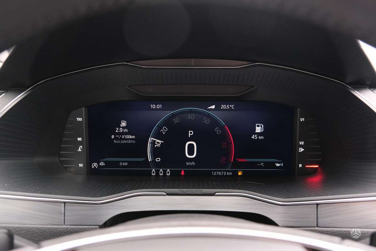 Skoda Superb, 1.5 l., hatchback