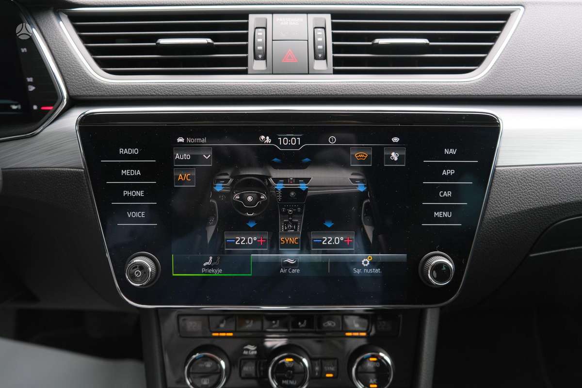 Škoda Superb - 12