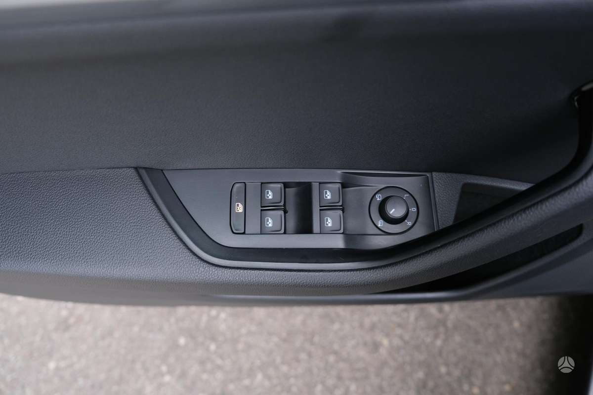 Skoda Superb, 1.5 l., hatchback