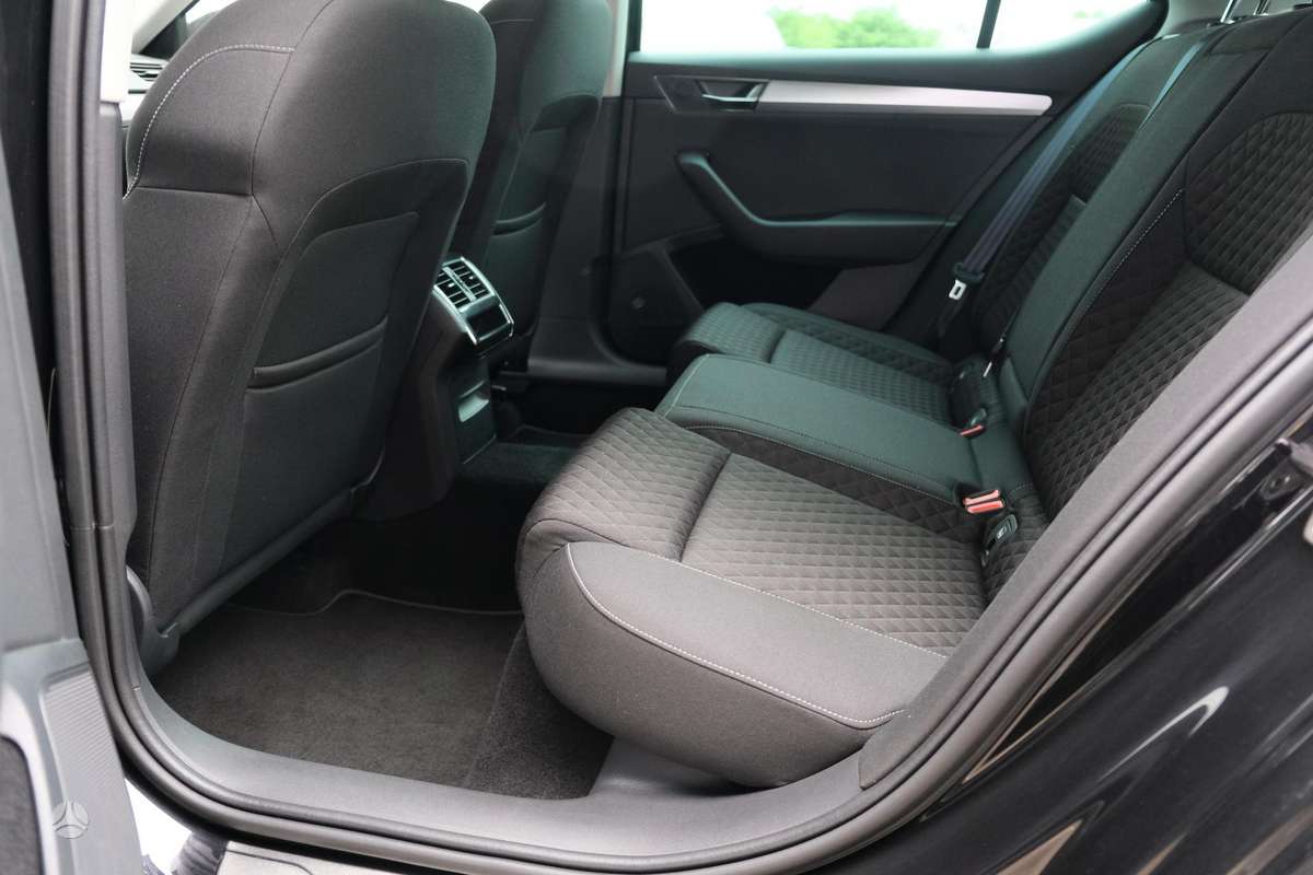 Škoda Superb - 8