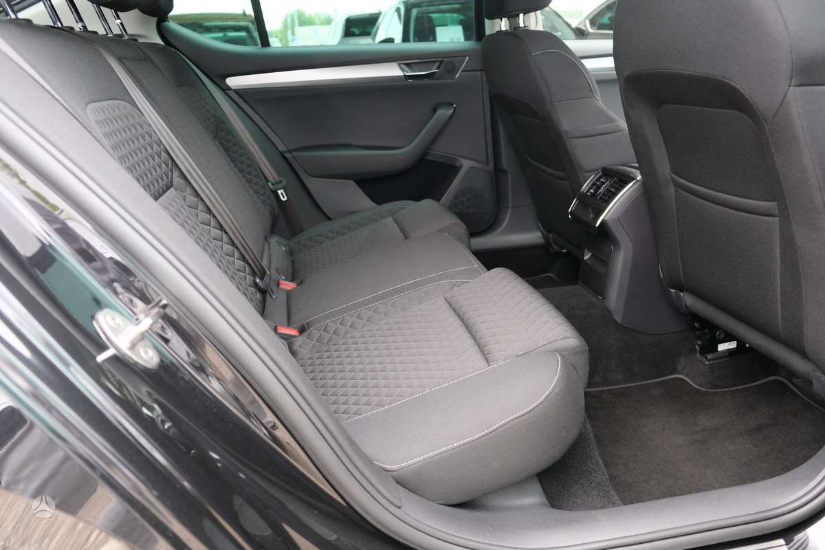 Škoda Superb - 9