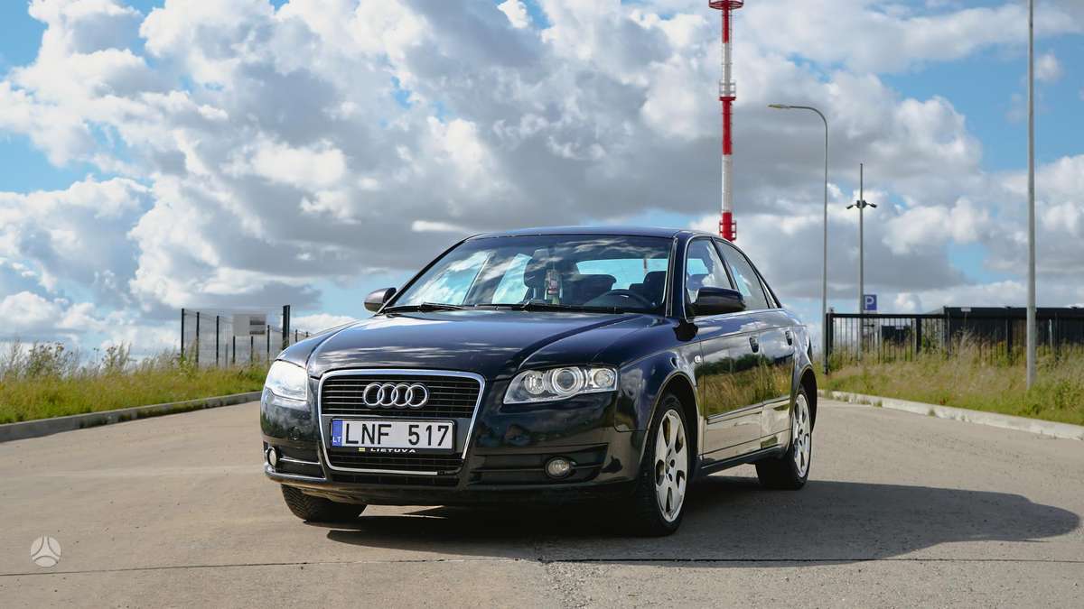 Audi A4, 2.0 l., Седан