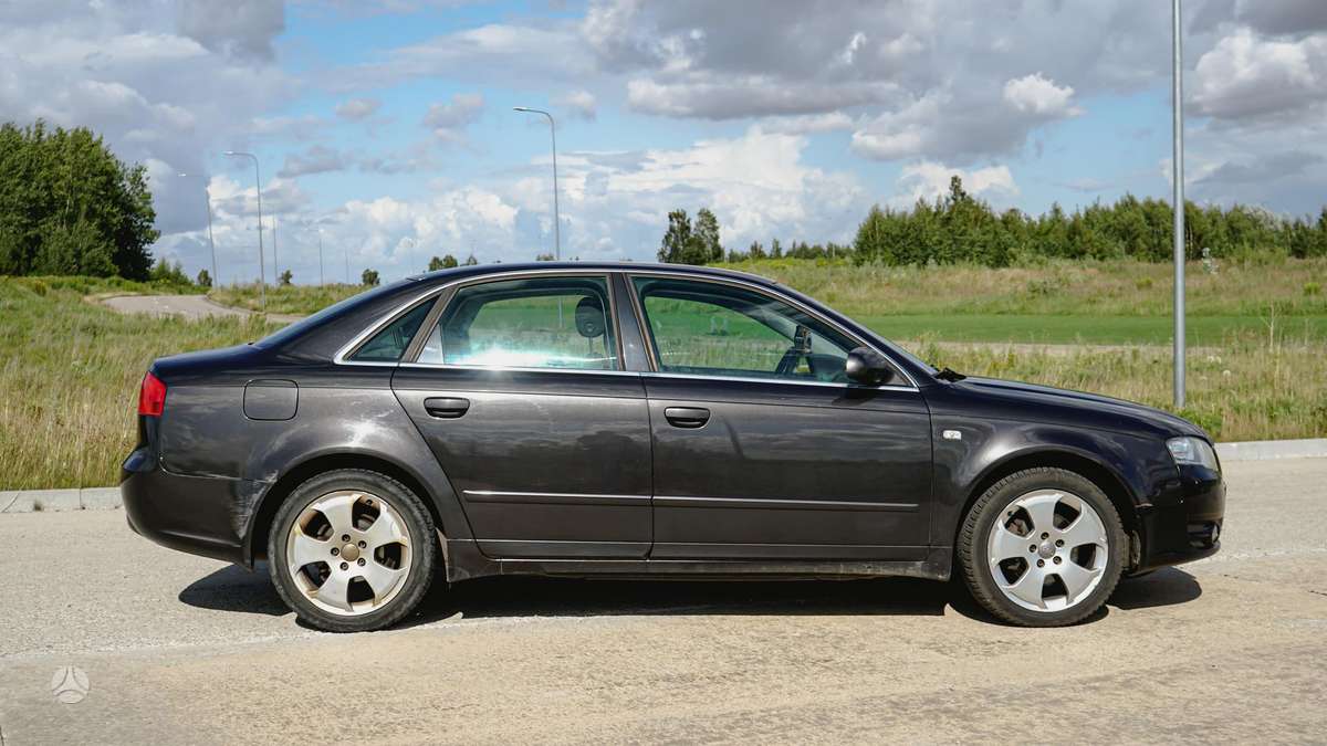 Audi A4, 2.0 l., Седан