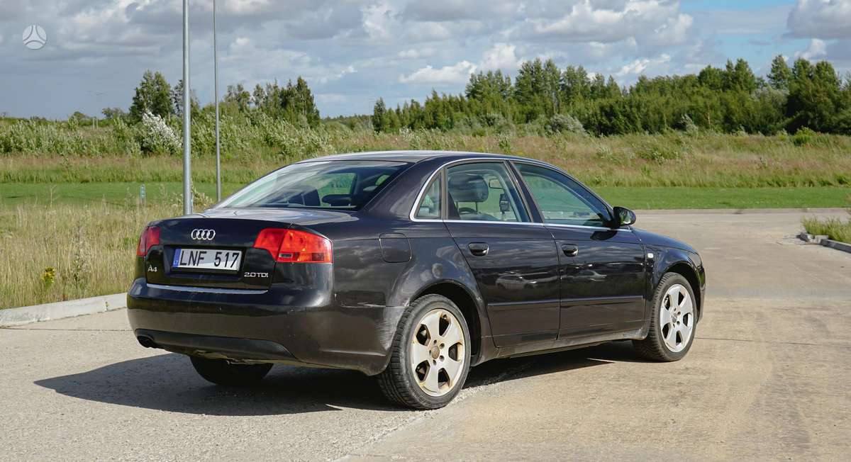 Audi A4, 2.0 l., Седан