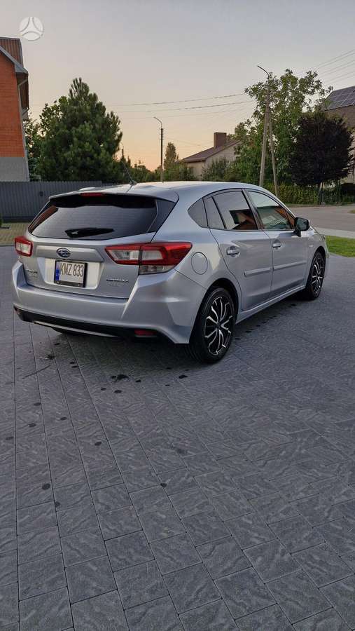 Subaru Impreza, 2.0 l., hatchback