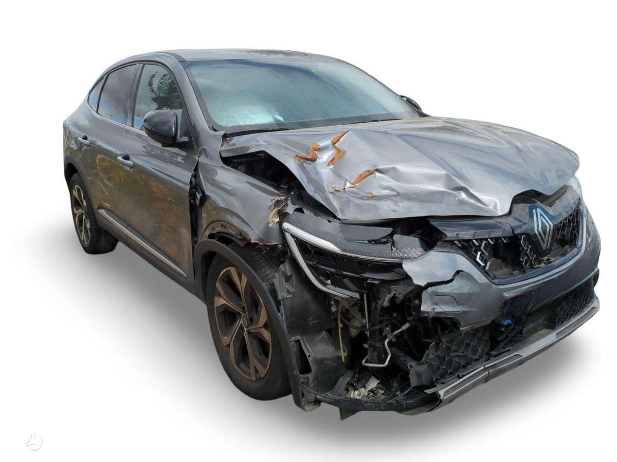 Renault Arkana по частям