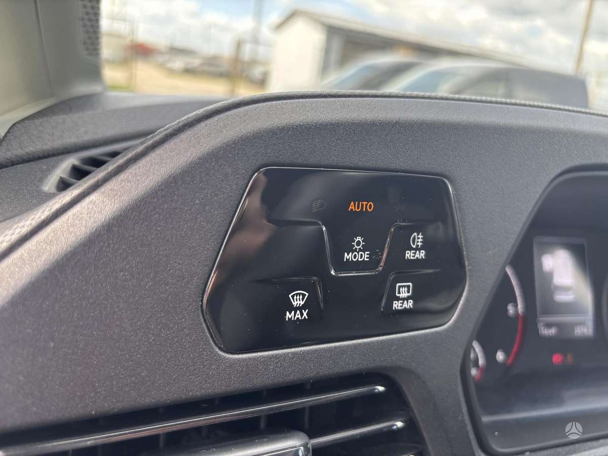 Volkswagen Caddy - 11