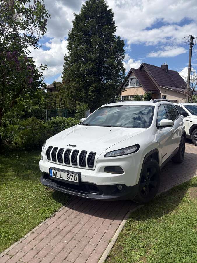 Jeep Cherokee, 2.2 l., off-road / crossover