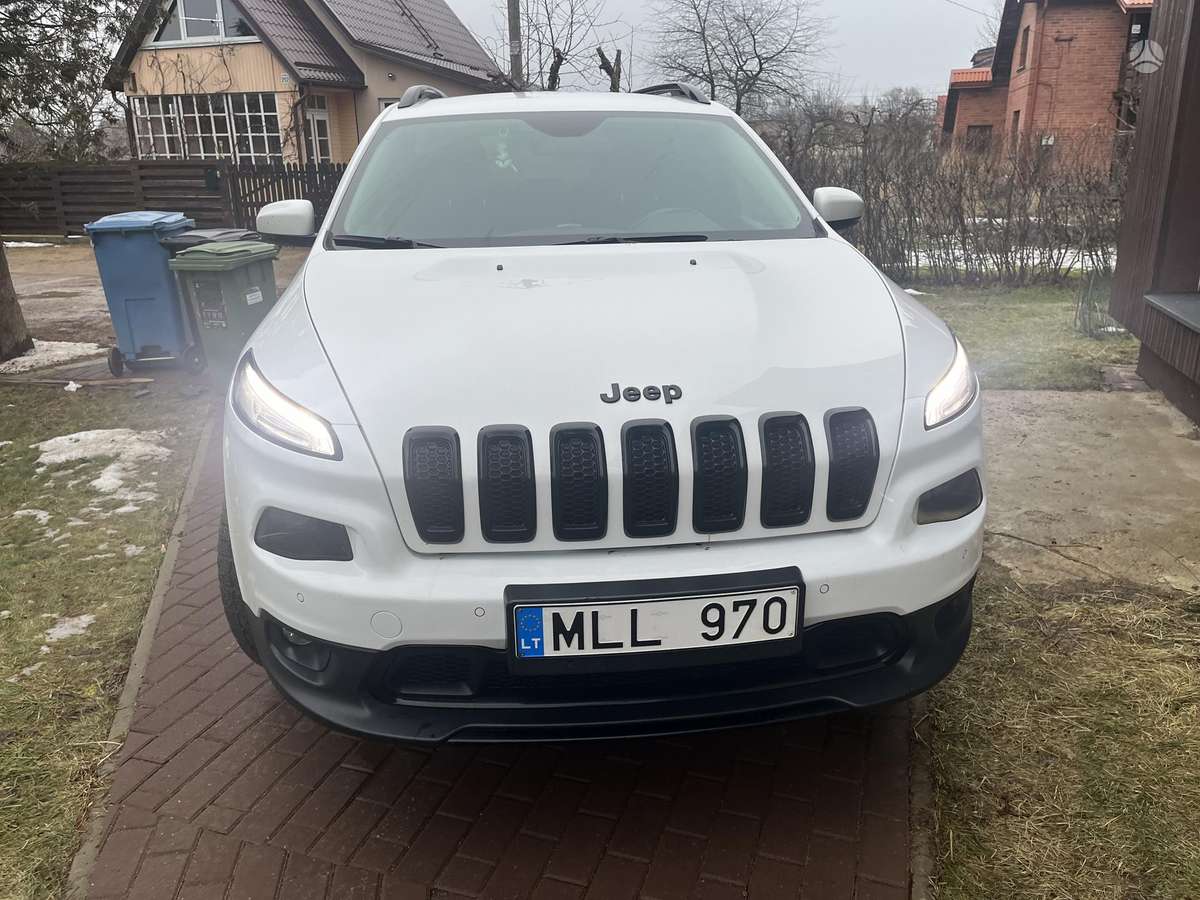 Jeep Cherokee, 2.2 l., off-road / crossover