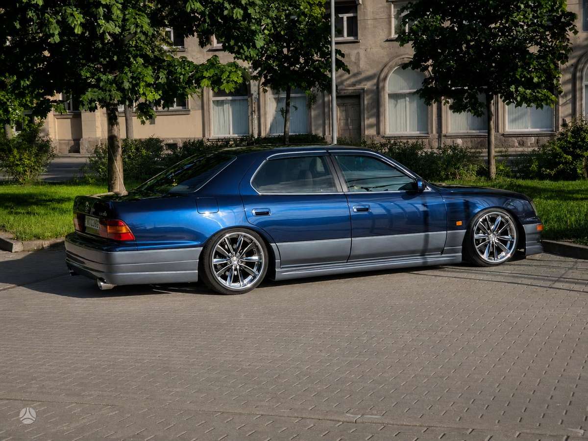 Lexus LS 400, 4.0 l., Седан
