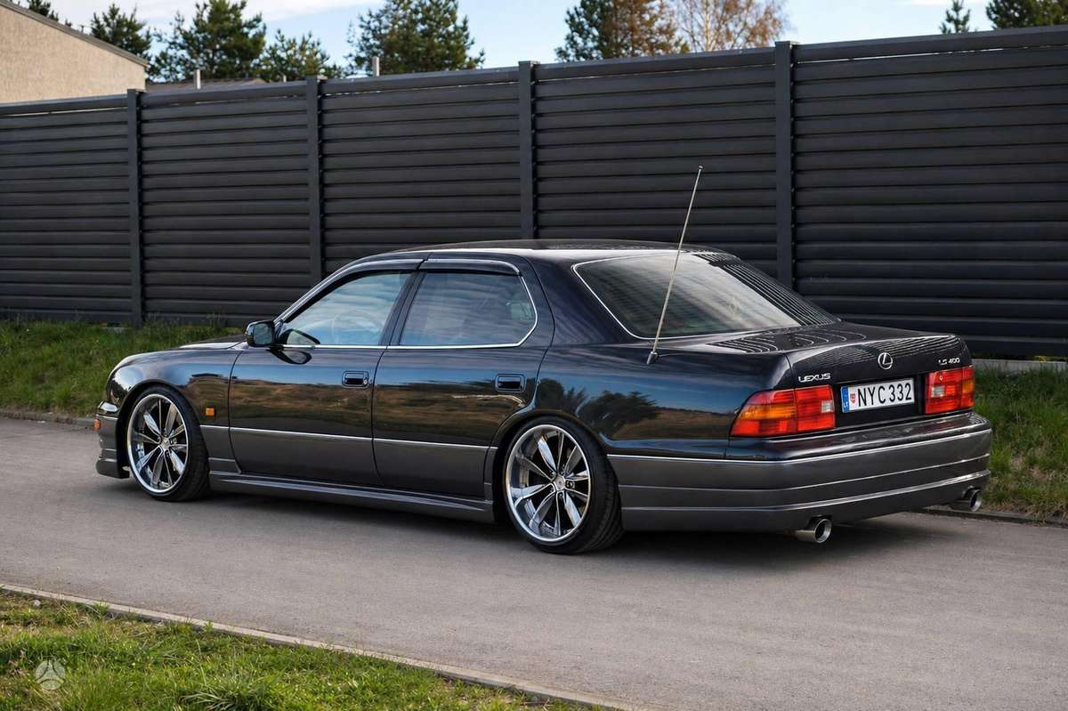 Lexus LS 400, 4.0 l., Седан