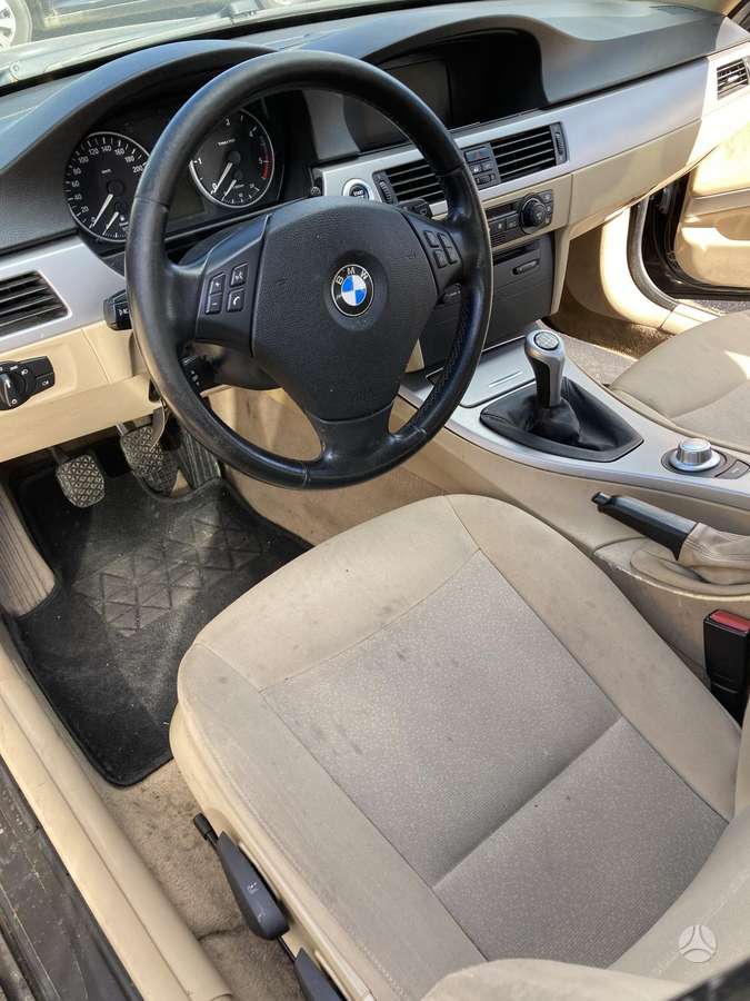 BMW 320, 2.0 l., universalas