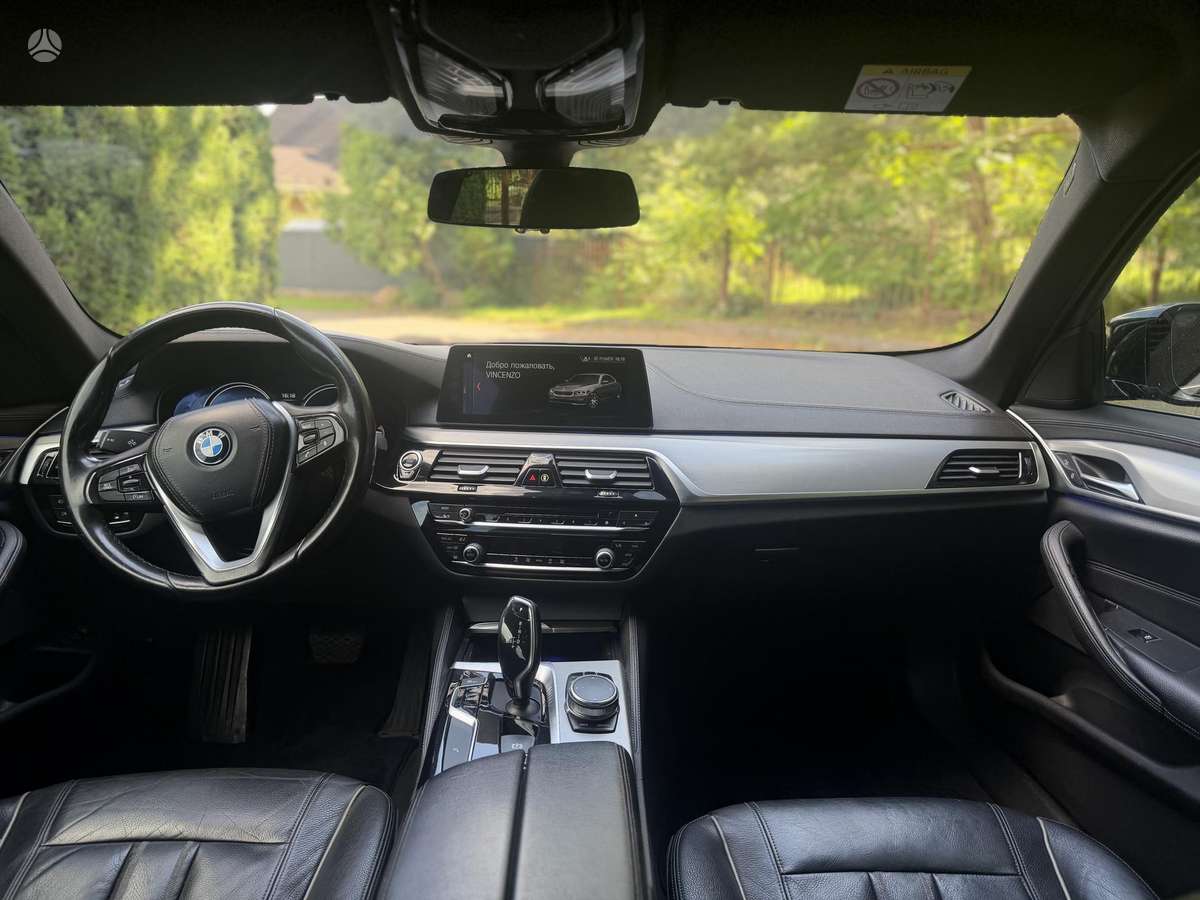 BMW 520, 2.0 l., Седан