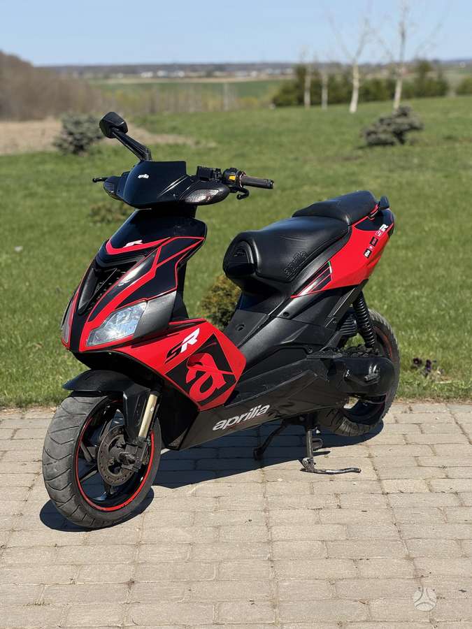 Aprilia SR 49cc, scooters / mopeds