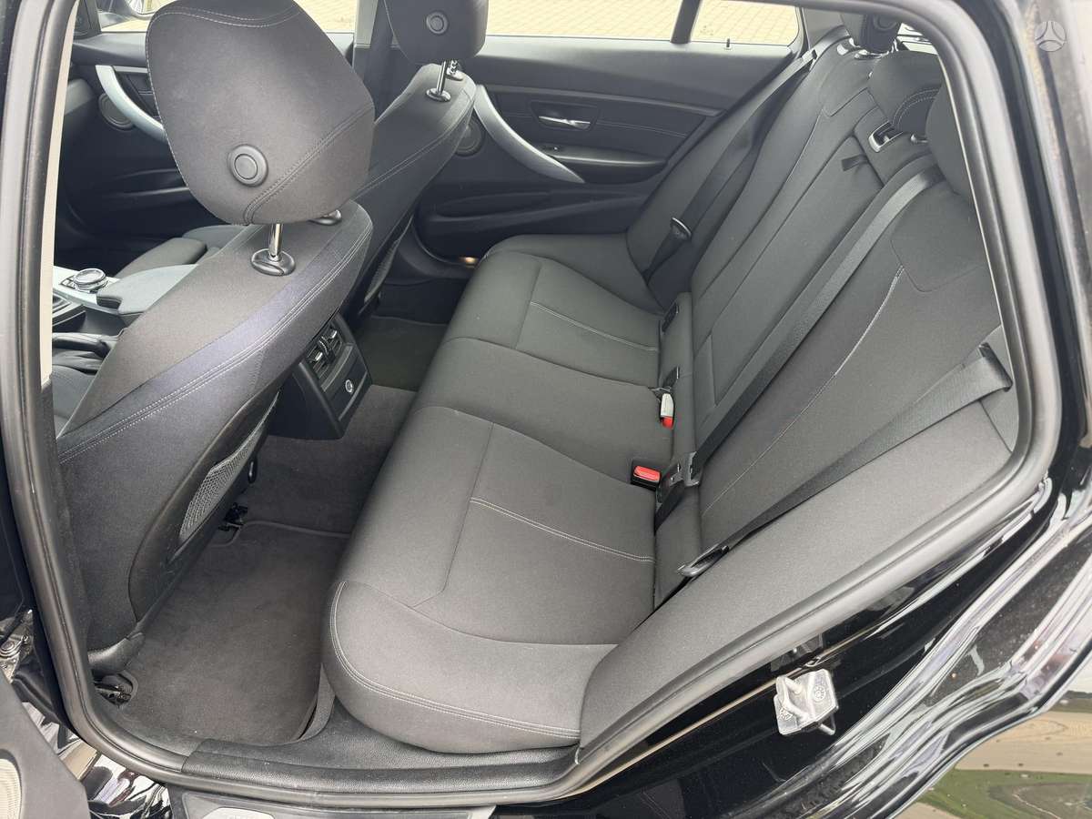 BMW 325, 2.0 l., wagon