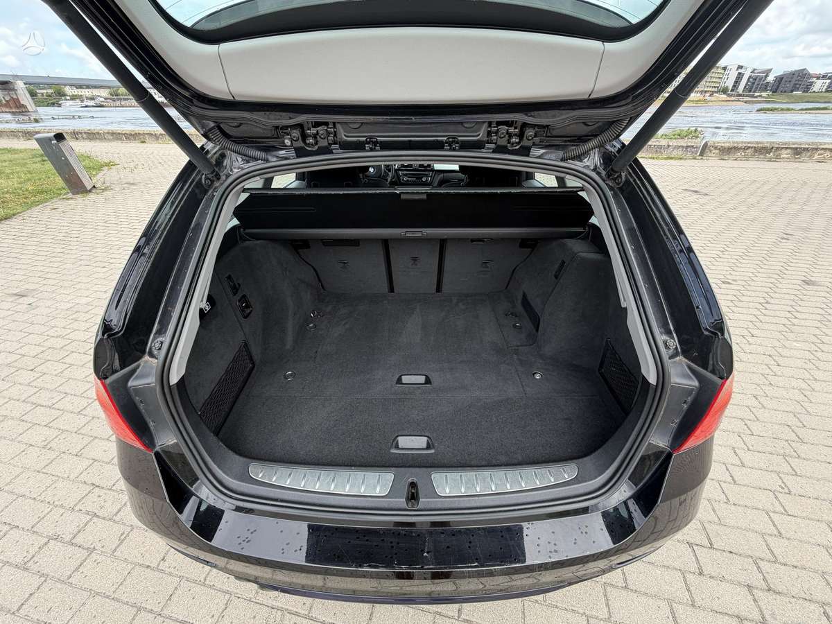 BMW 325, 2.0 l., wagon