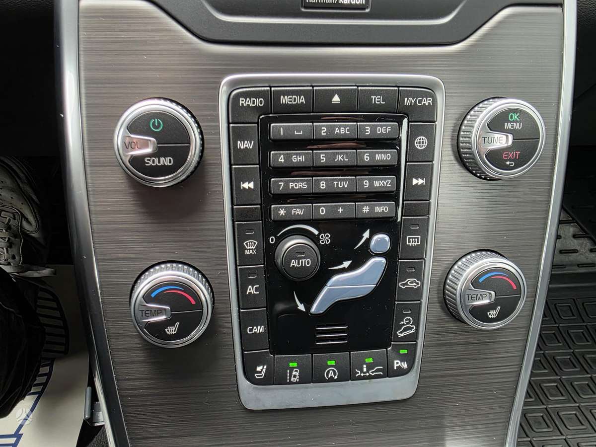 Volvo XC70, 2.4 l., Универсал