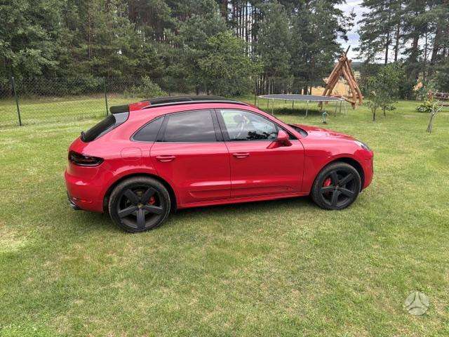 Porsche Macan - 10
