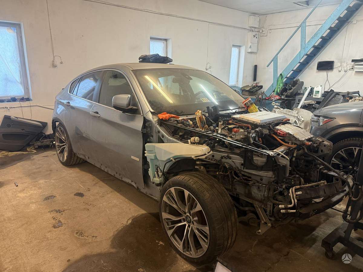 BMW X6 for parts