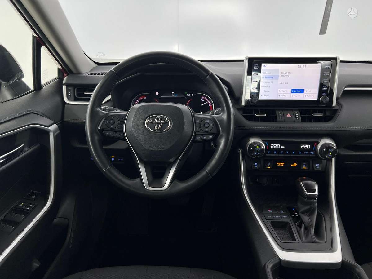 Toyota RAV4 - 9