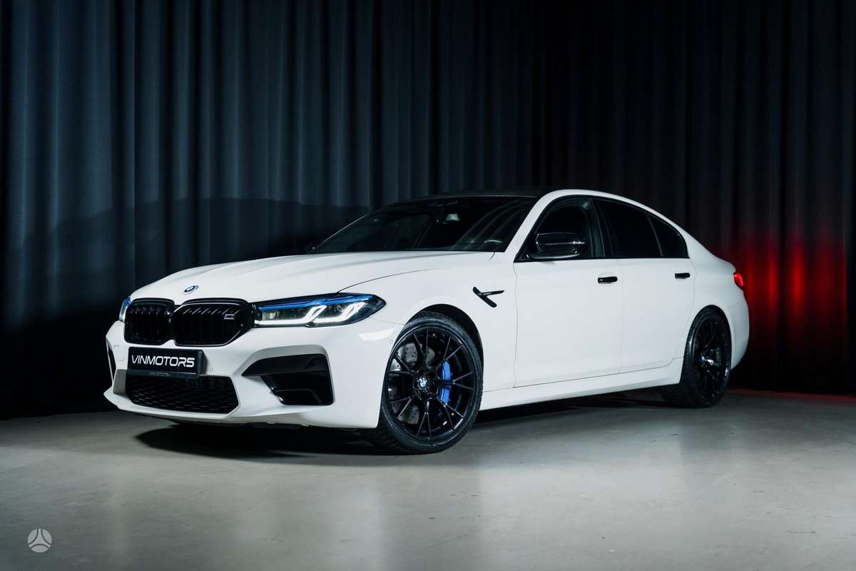 BMW M5, 4.4 l., Седан