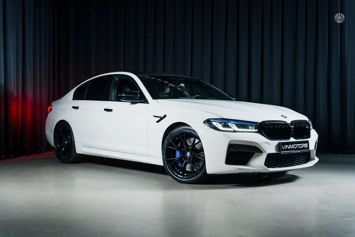 BMW M5, 4.4 l., Седан