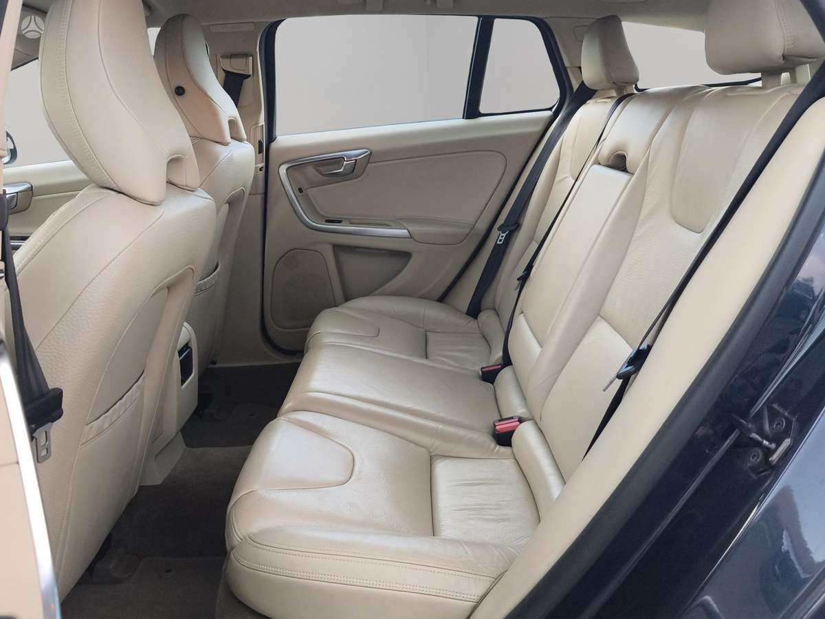 Volvo V60, 2.4 l., Универсал