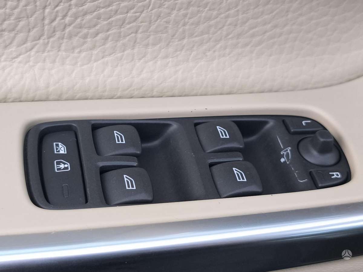 Volvo V60, 2.4 l., wagon
