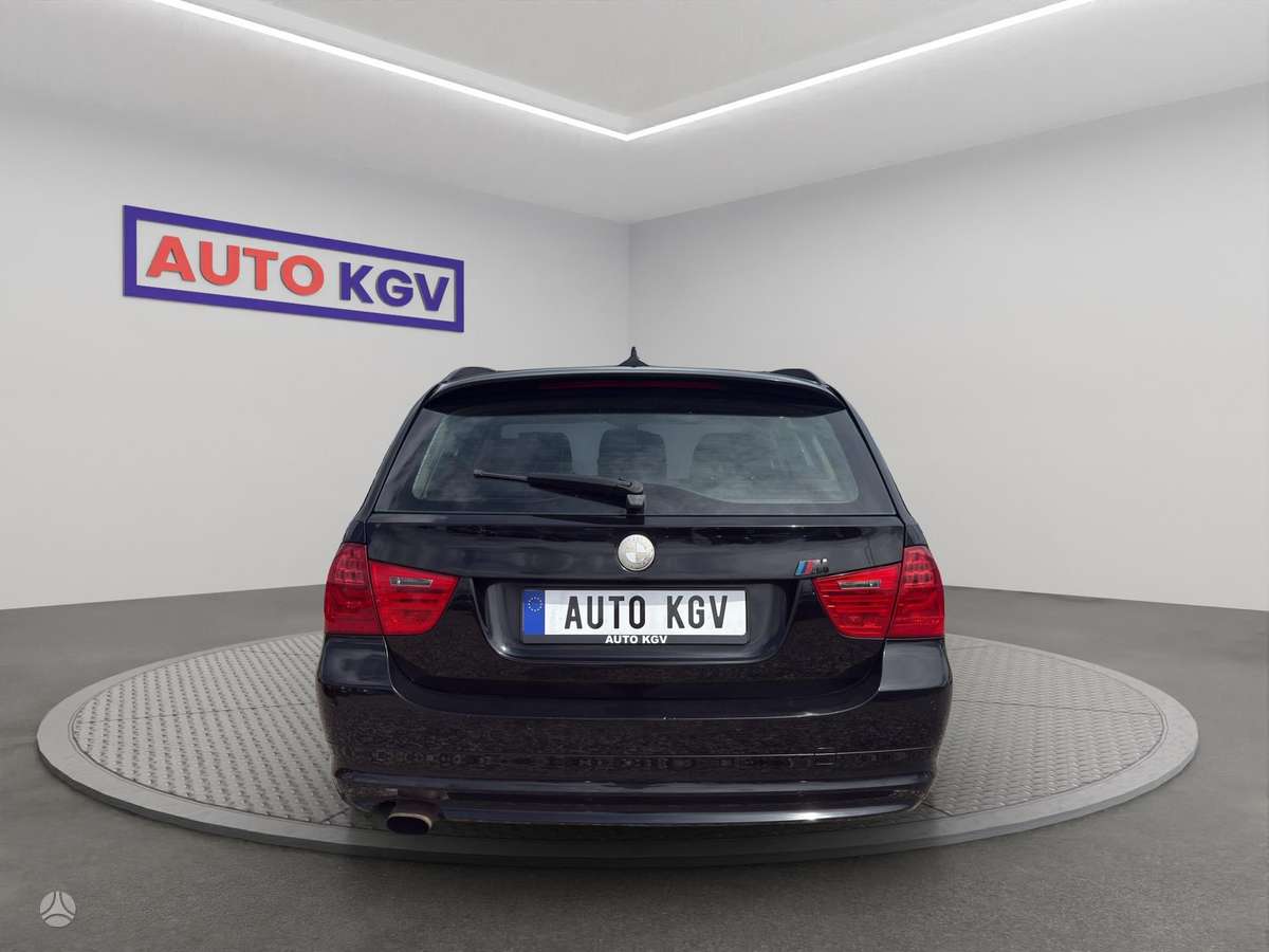 BMW 318, 2.0 l., wagon