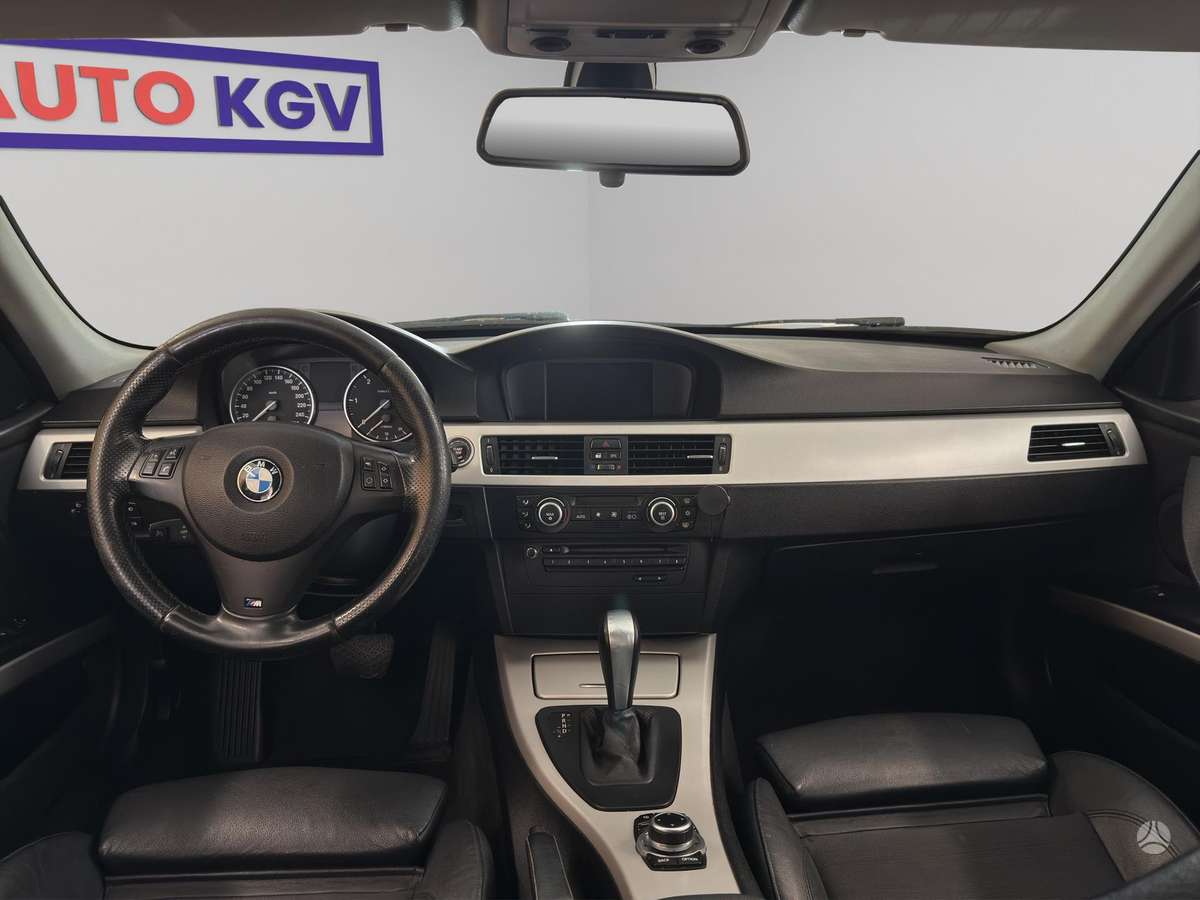 BMW 318, 2.0 l., wagon