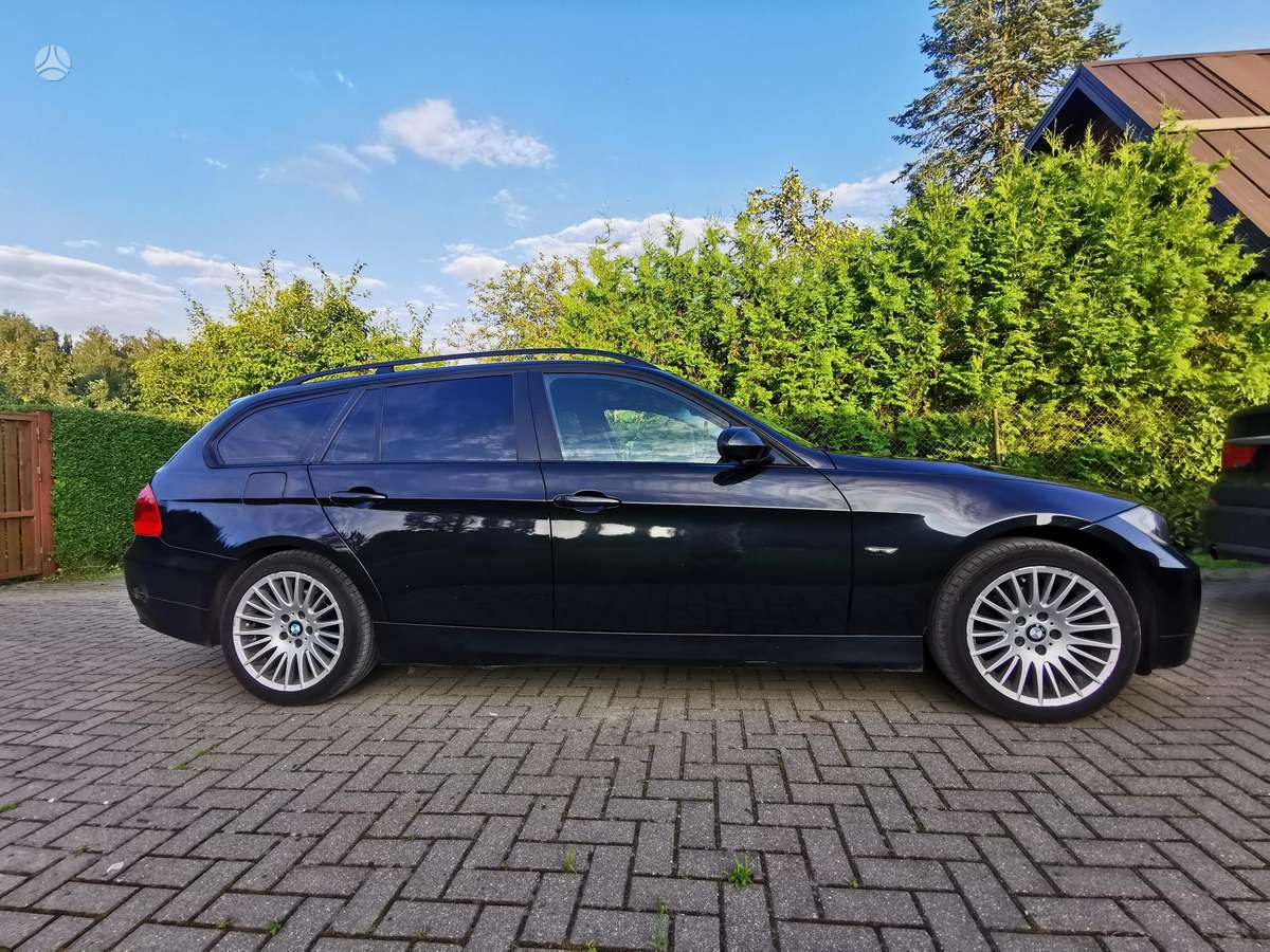 BMW 320, 2.0 l., universalas